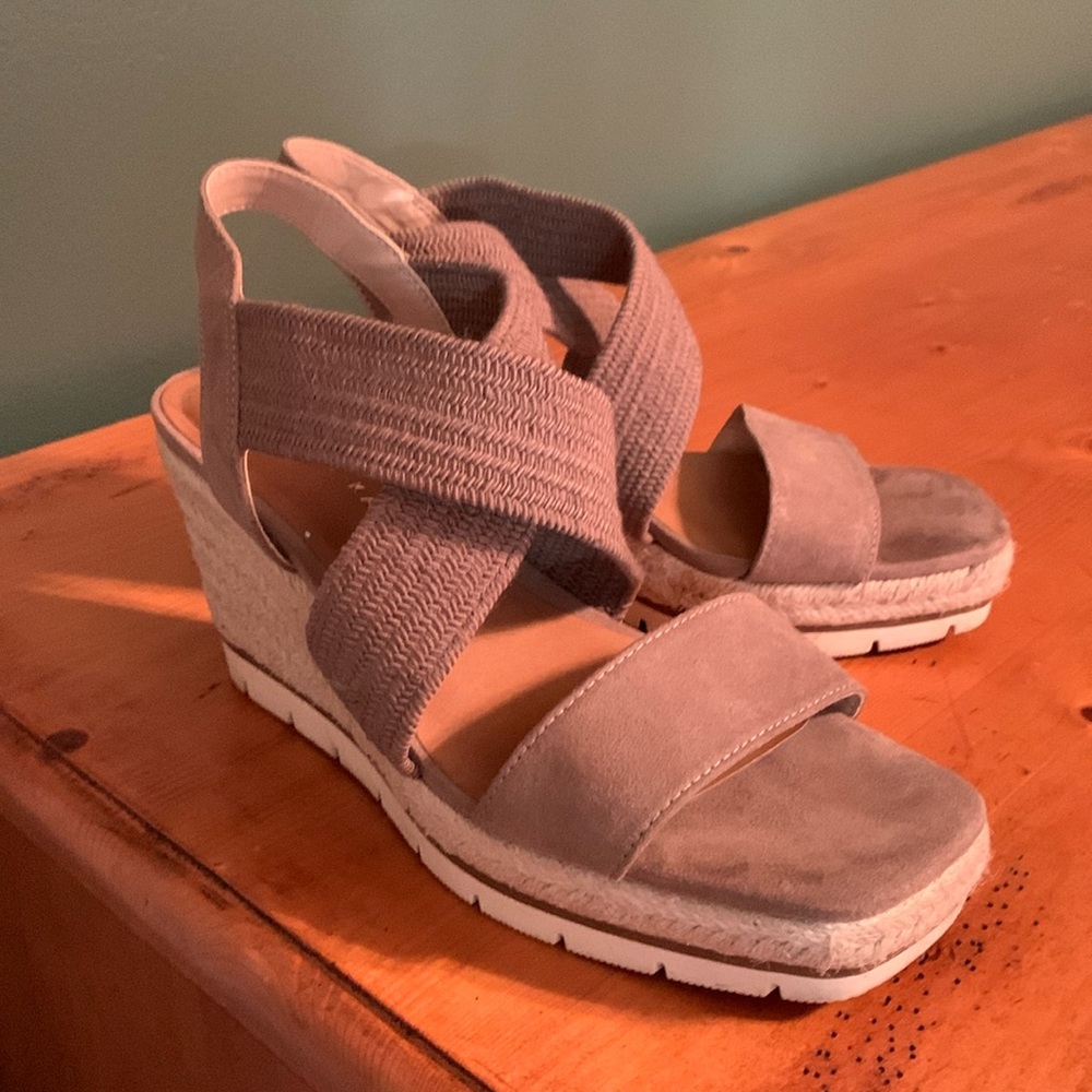 Wedge sandals | Size 7.5